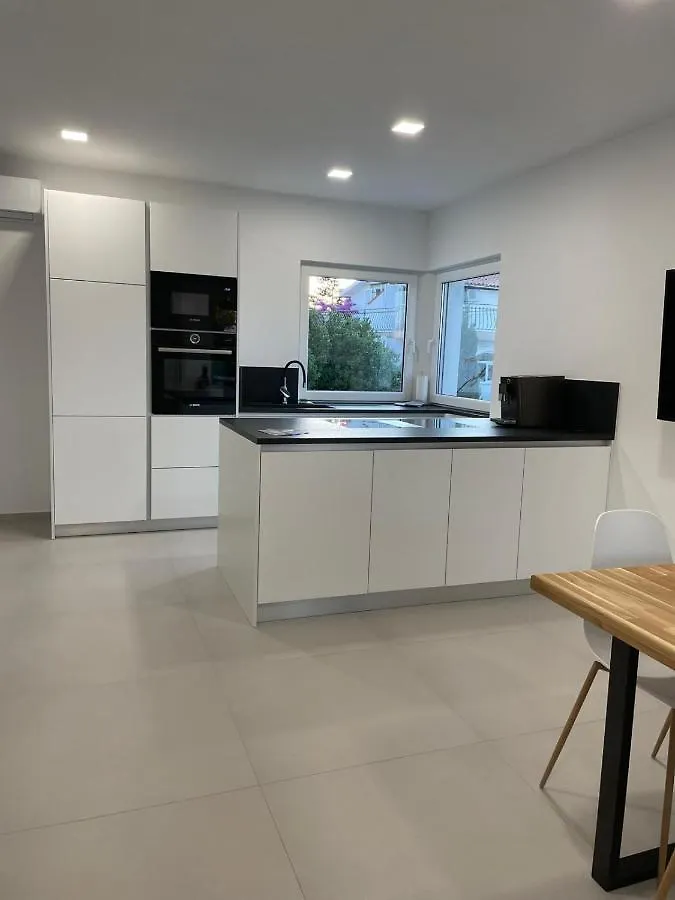 Apartment Rahat Liznjan Croatia