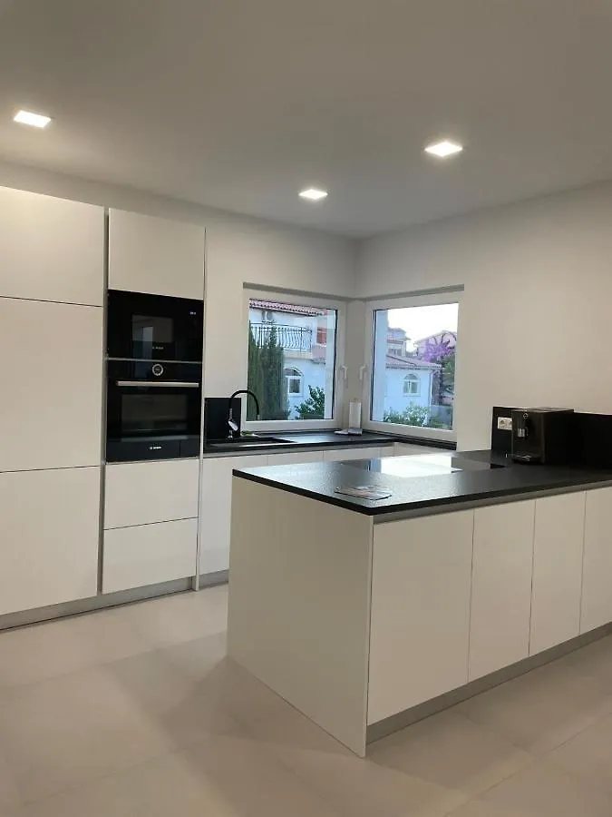 Apartment Rahat Liznjan