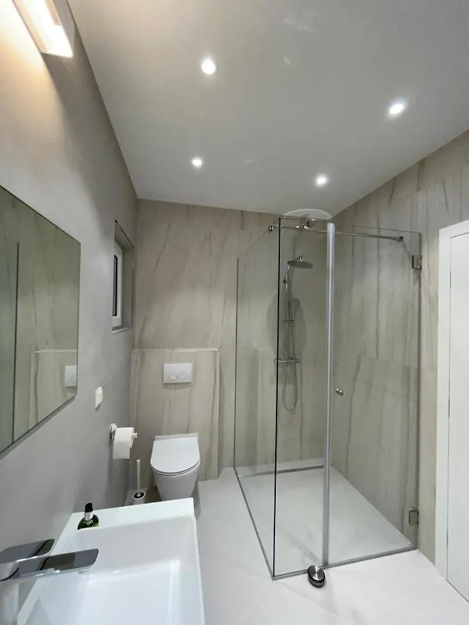 Apartment Rahat Liznjan Croatia